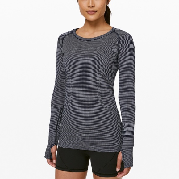 lululemon athletica Tops - Lululemon Swiftly Tech LS True Navy/White Size 8